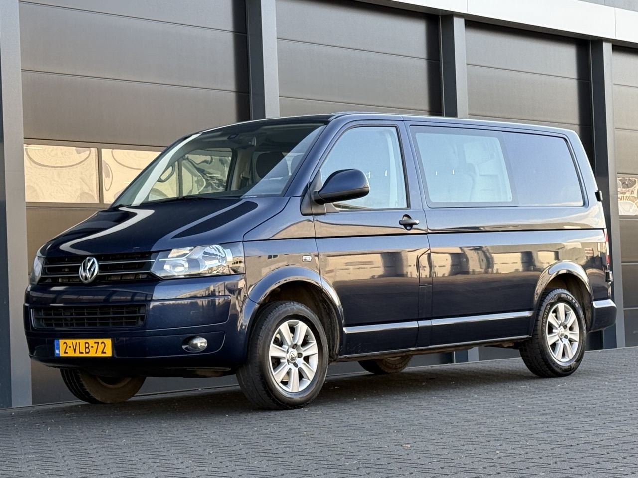 Volkswagen Transporter - 2.0 TDI 6-PERS - AutoWereld.nl