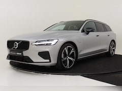 Volvo V60 - T6 RECHARGE AWD ULTRA DARK -PANO.DAK|360°CAM|BOWERS&WILKINS|19"|HEAD-UP DISP