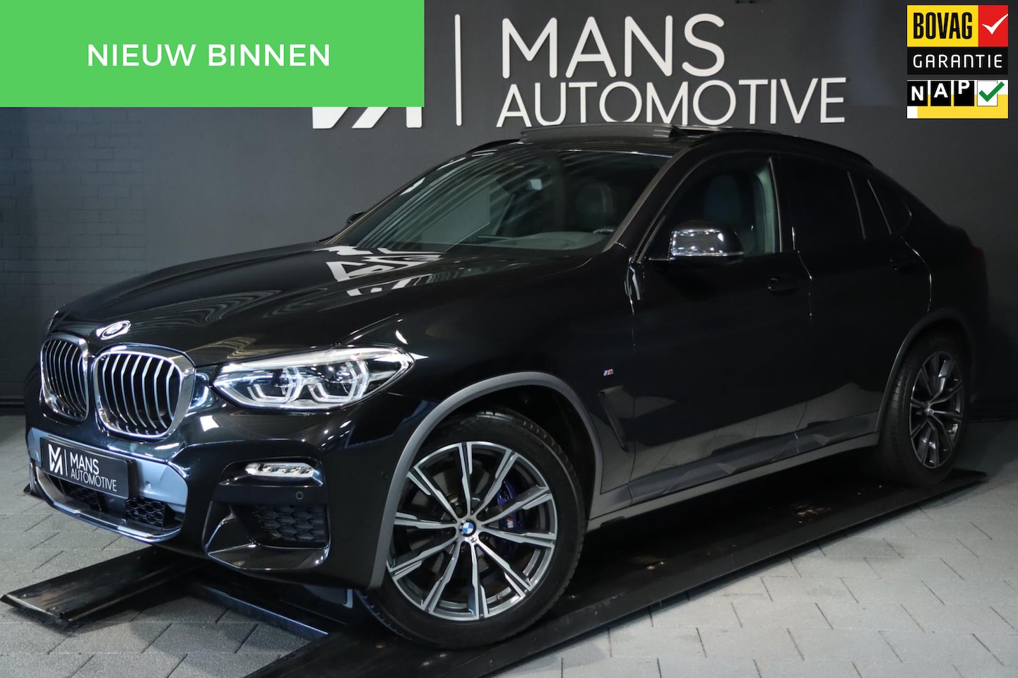 BMW X4 - XDrive30i M Sport / PANODAK / KEYLESS / HUD / CAMERA / 20'' - AutoWereld.nl