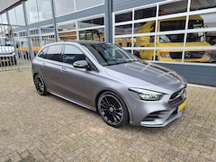 Mercedes-Benz B-klasse - 220 CDI/ Full AMG/ Pano/ Matrix/ Matgrijs/ Camera