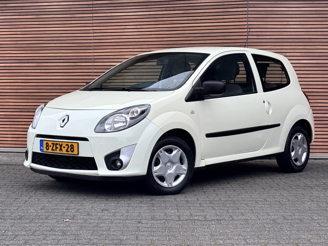 Renault Twingo - 1.2-16V Authentique Airco - AutoWereld.nl