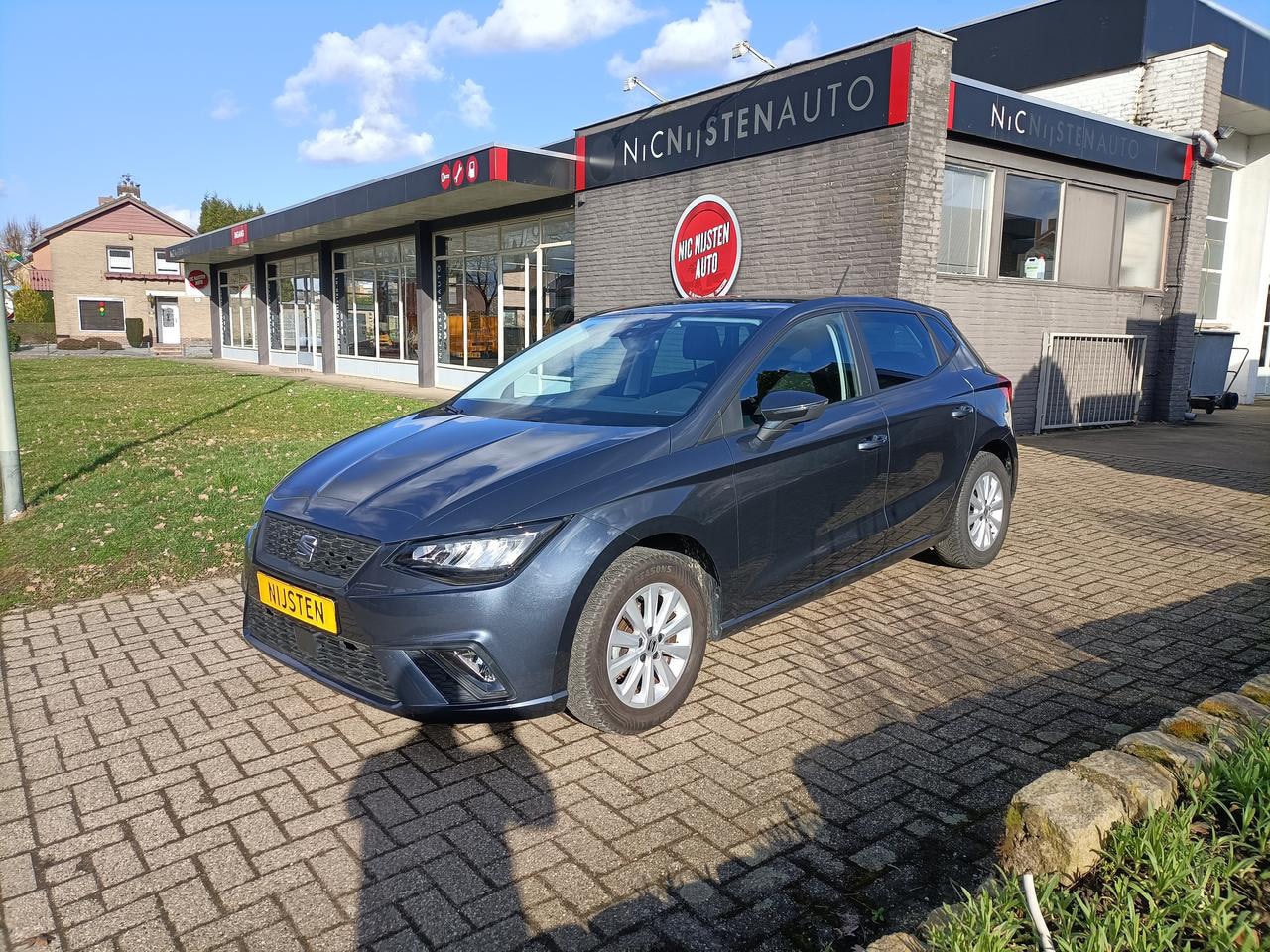 Seat Ibiza - 1.0 MPI Style 1.0 MPI Style, Cruise, Navi via App Conn.4S - AutoWereld.nl