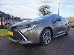 Toyota Corolla Touring Sports - 1.8 Hybrid 122pk CVT Executive Sport Xenon Clima Navi Head Up