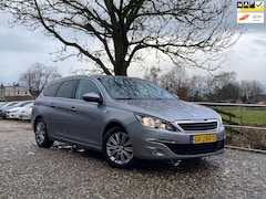 Peugeot 308 SW - 1.2 PureTech Style ''115.000 KM'' + Cruise + Clima Nu € 5.975,