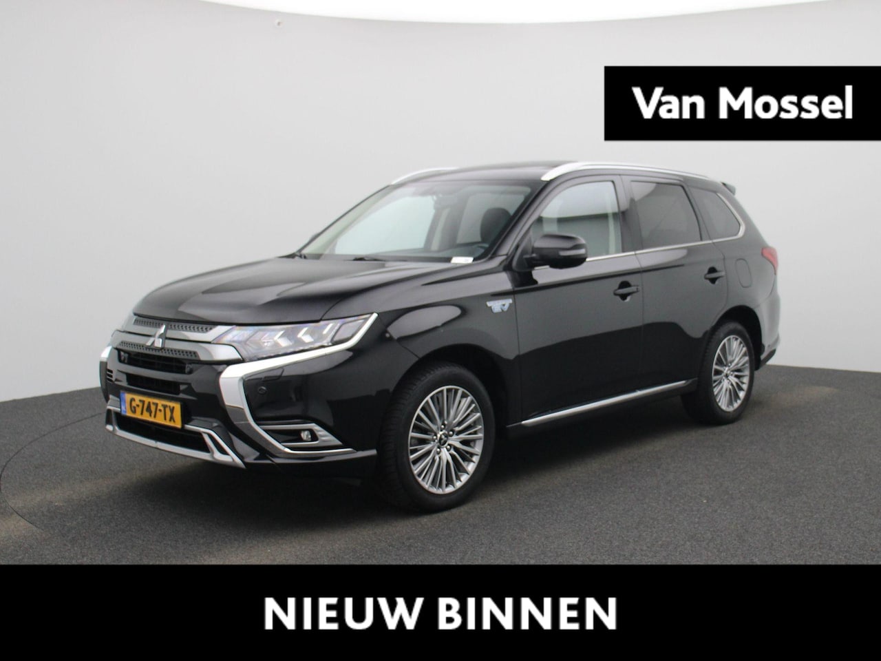 Mitsubishi Outlander - 2.4 PHEV Intense+ | Panoramadak | Achteruitrijcamera | Stoelverwarming | - AutoWereld.nl