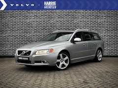 Volvo V70 - 2.0T R-Edition | Afneembare trekhaak | Lederen bekleding | Parkeersensoren voor en achter