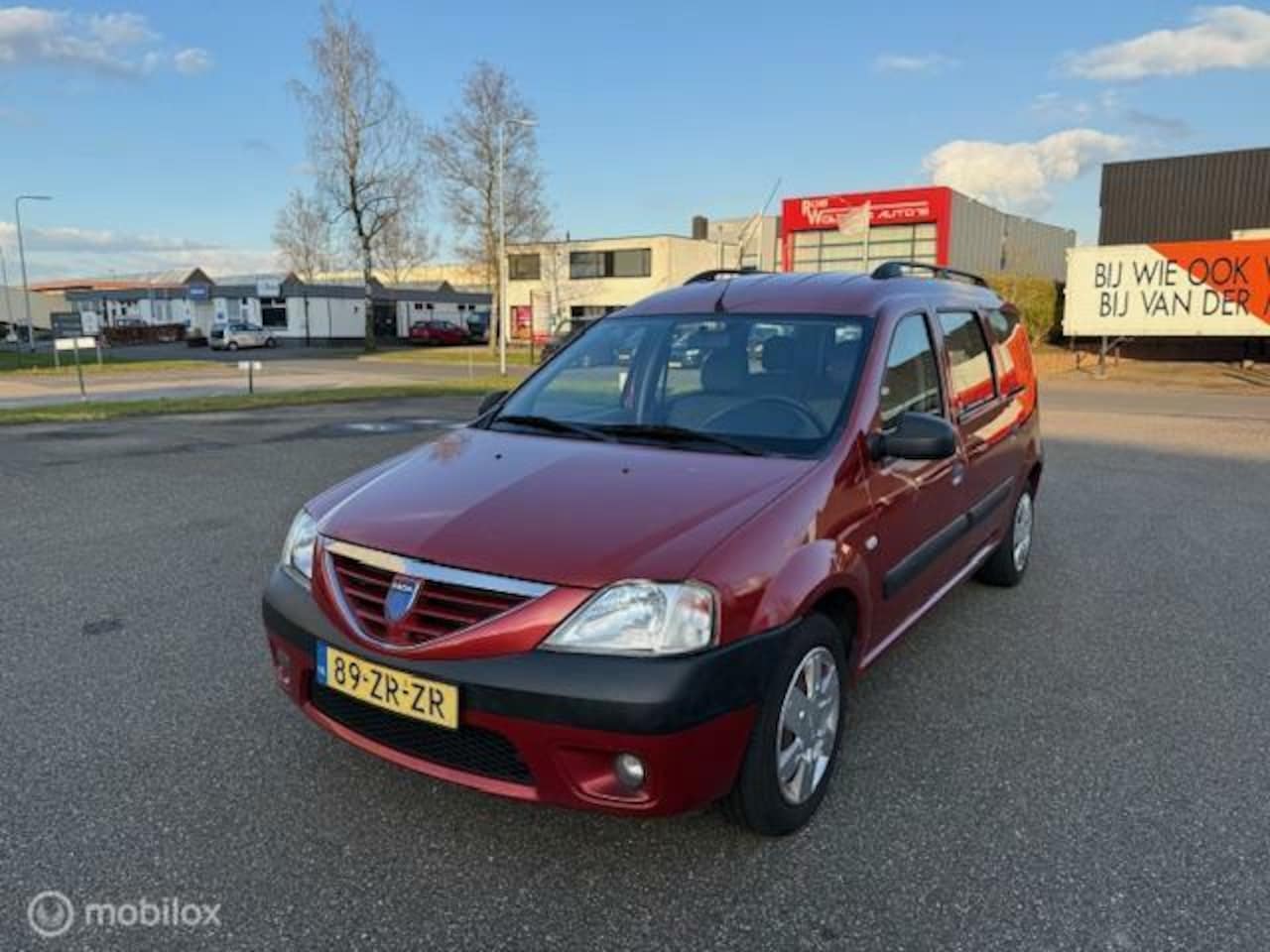 Dacia Logan MCV - 1.6-16V Lauréate 1.6-16V Lauréate - AutoWereld.nl