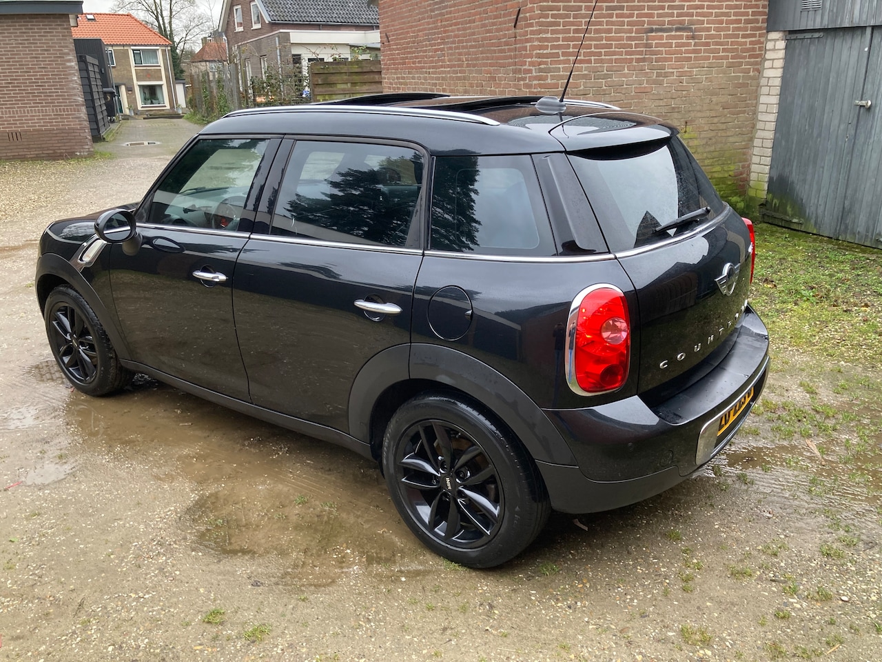 MINI Countryman - 1.6 Cooper D Knockout Edition - AutoWereld.nl