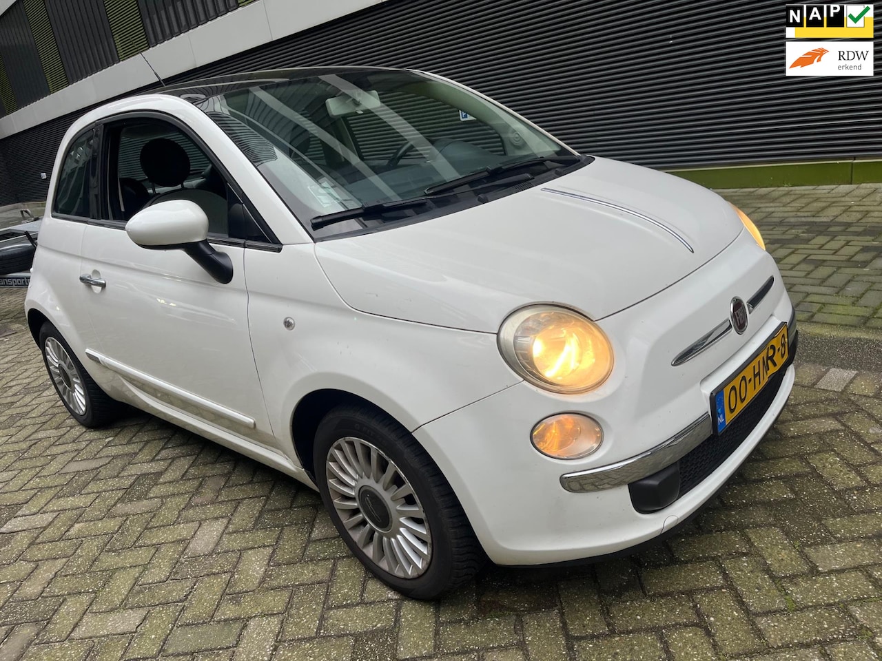 Fiat 500 - 1.2 Lounge / 2009 met apk - AutoWereld.nl