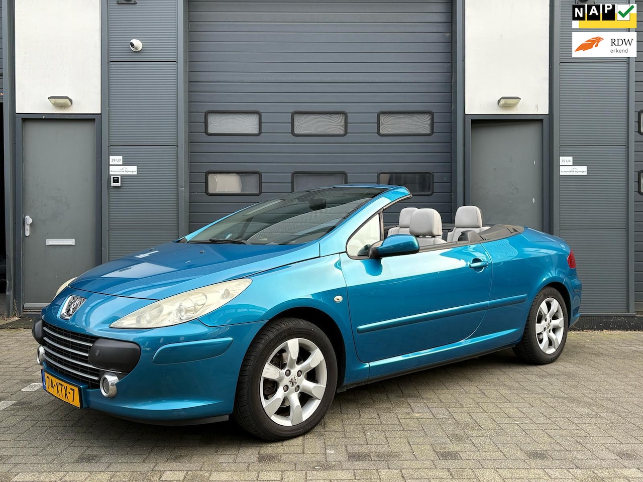 Peugeot 307 CC - Grote beurt, leder, weinig km’s! 1.6-16V - AutoWereld.nl