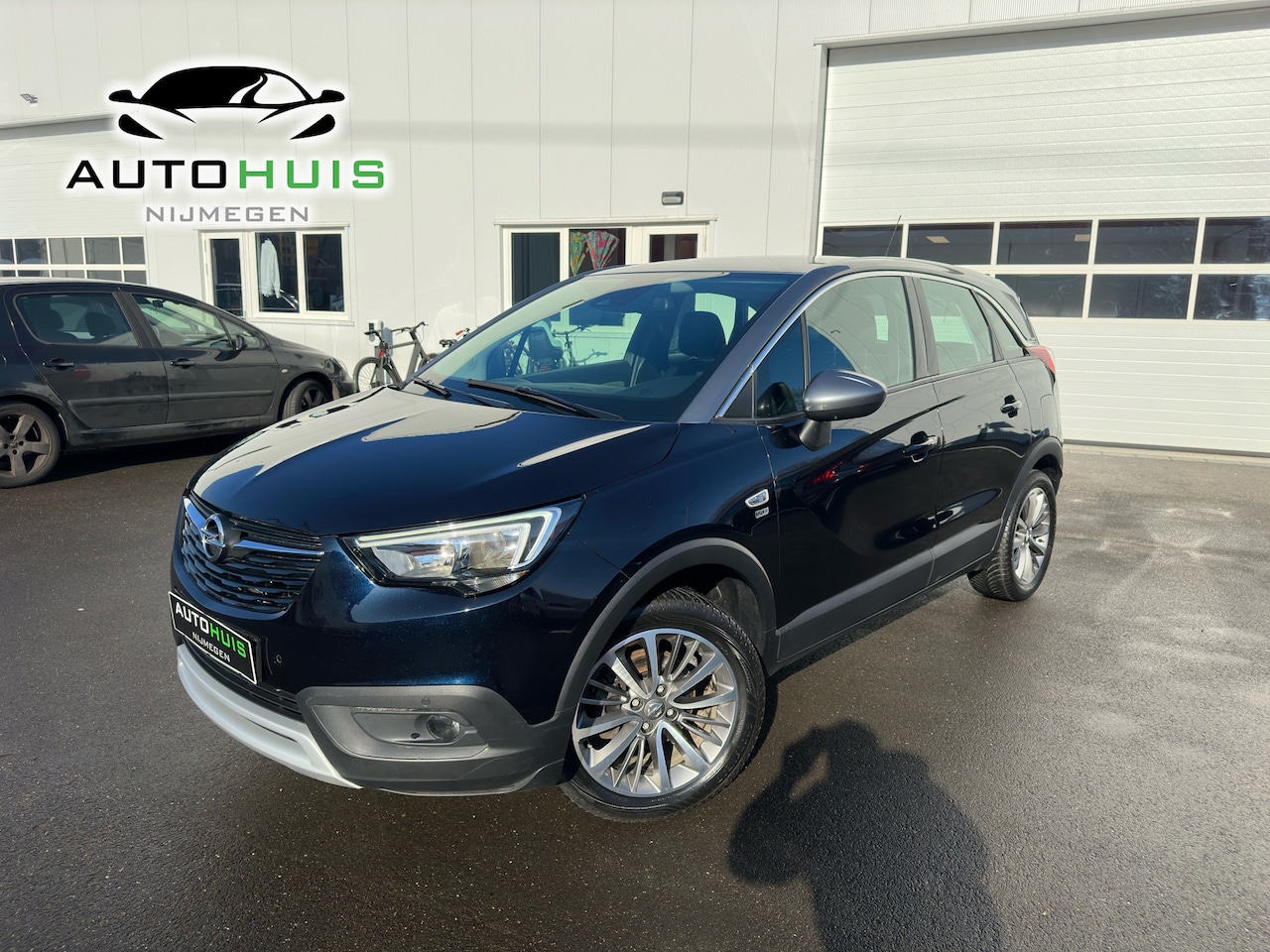 Opel Crossland X - 1.2 Turbo Innovation Stoelverwarming Stuurverwaming pdc voor en achter - AutoWereld.nl