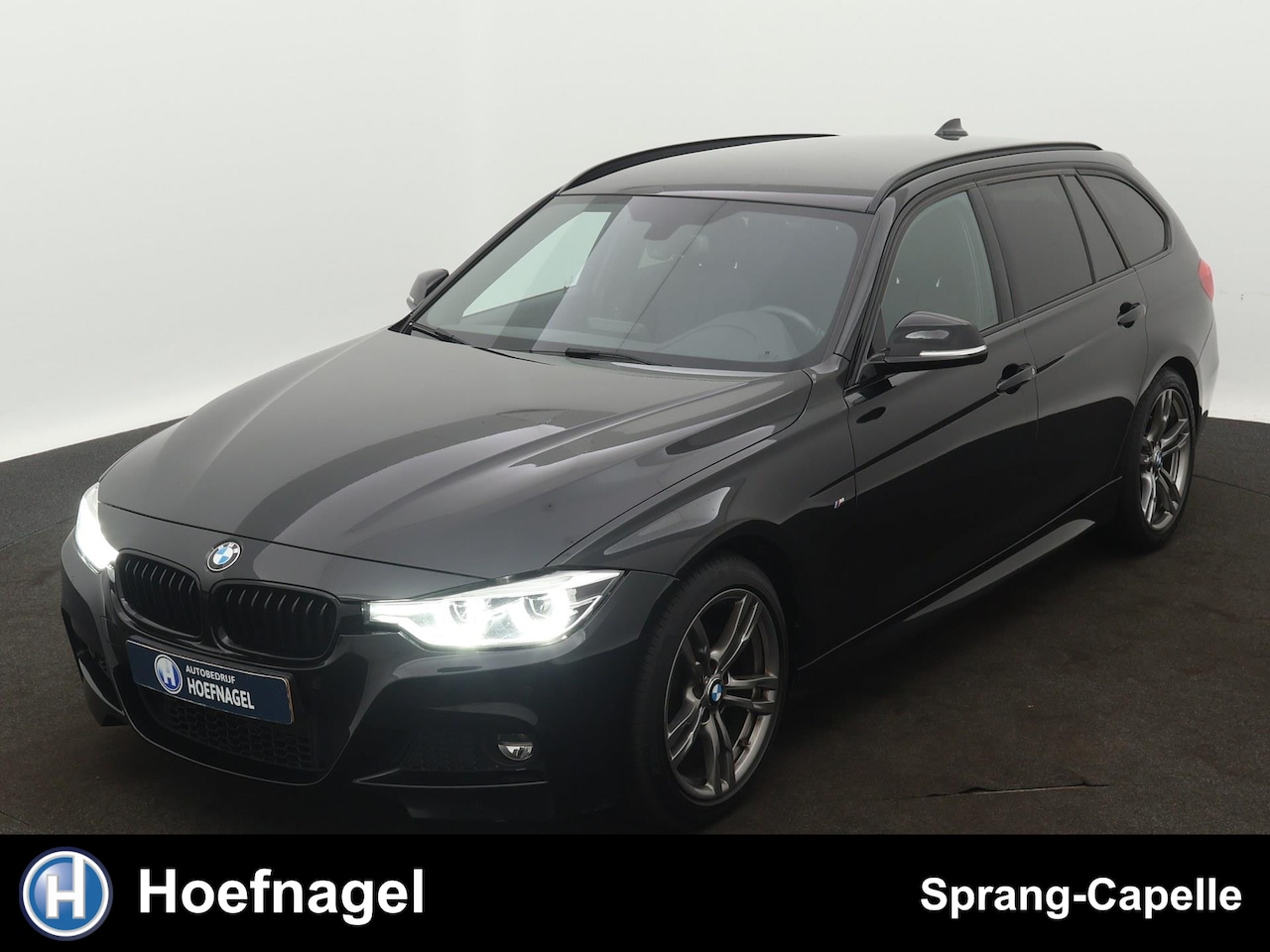 BMW 3-serie Touring - 320i M Sport Shadow Line | Navi | Cruise | Leder Bekleding | Elektr. achterklep - AutoWereld.nl