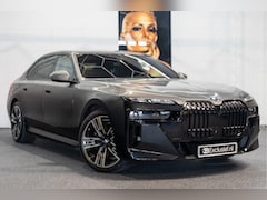 BMW i7 - xDrive60 106 kWh | Screen | B&W | Full | Extreem compleet