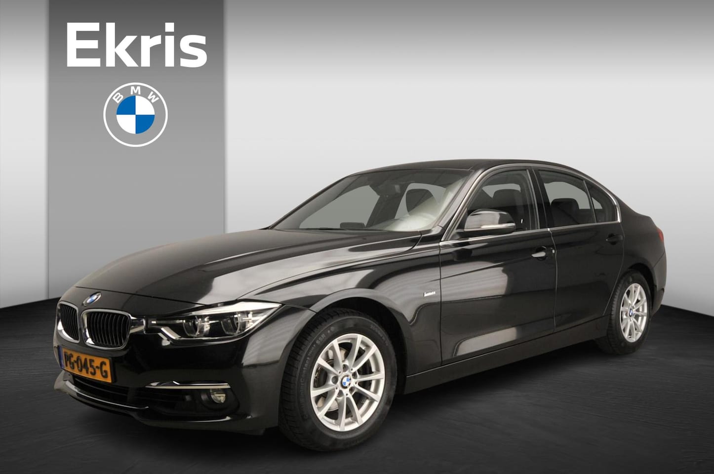 BMW 3-serie - Sedan 320i | LED | Leder | Navigatie | Stoelverwarming | Chrome line | Clima | PDC | Alu 1 - AutoWereld.nl