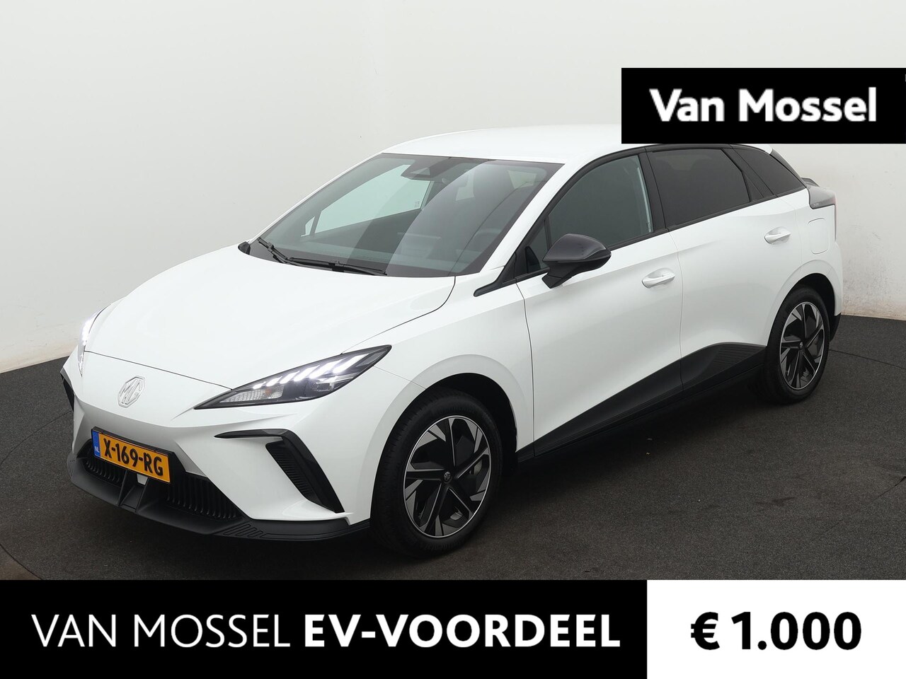 MG 4 - Comfort 64 kWh | WLTP 450KM | Apple Carplay/ Android Auto | ACC | DAB | 17"LMV | Privacy G - AutoWereld.nl