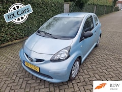 Toyota Aygo - 1.0-12V +