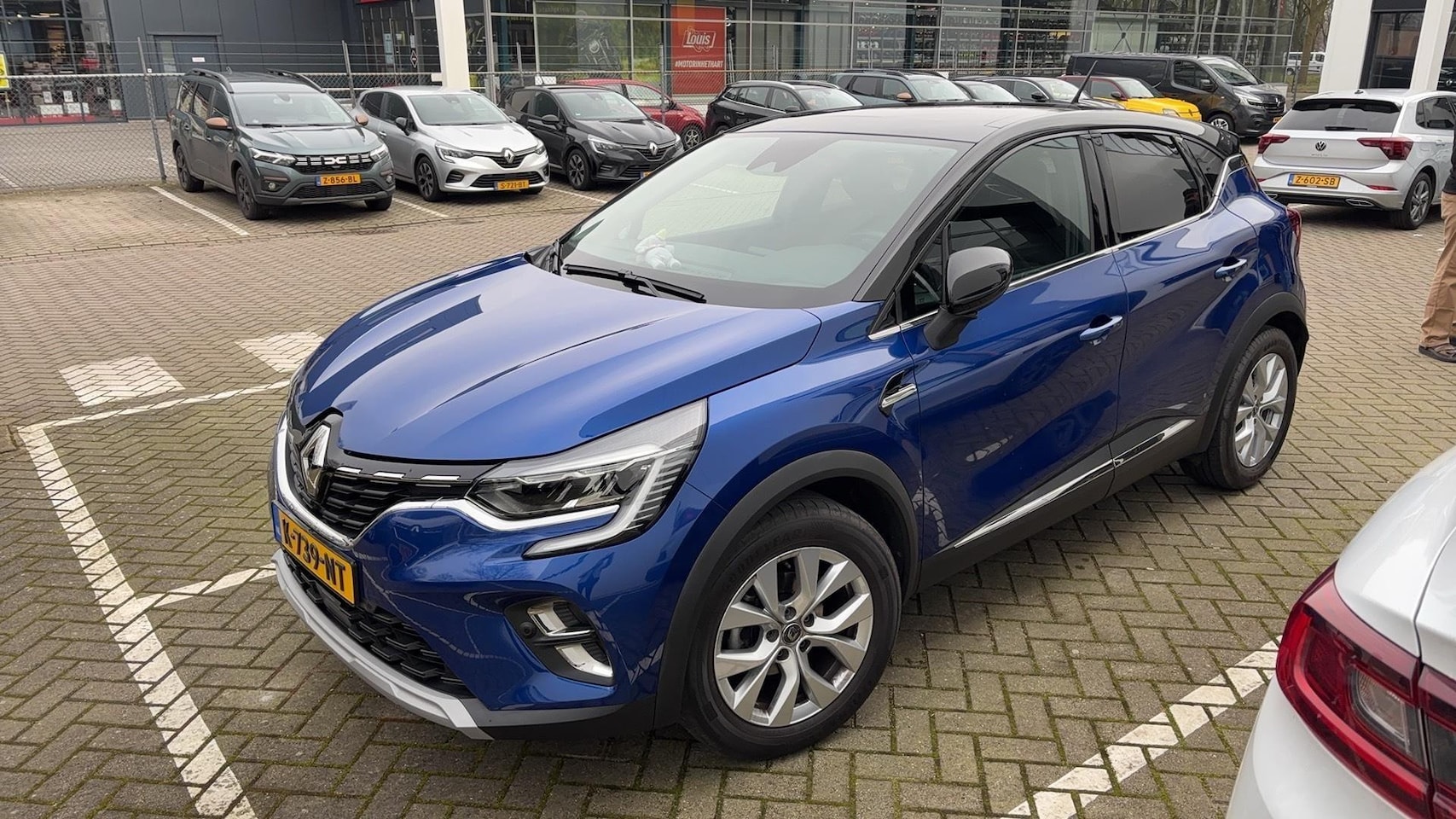 Renault Captur - 1.3 TCe 130 Intens | Automaat | Navigatiesysteem | Trekhaak | Achteruitrijcamera - AutoWereld.nl