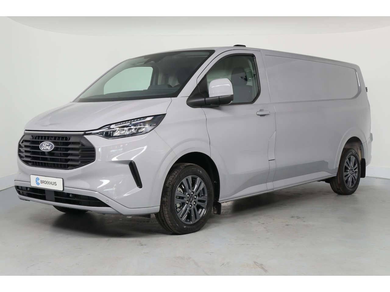 Ford Transit Custom - 320 2.0 TDCI 136 pk L2H1 Limited Automaat | € 5.330,- Voorraad Voordeel AUTOMATIC - AutoWereld.nl