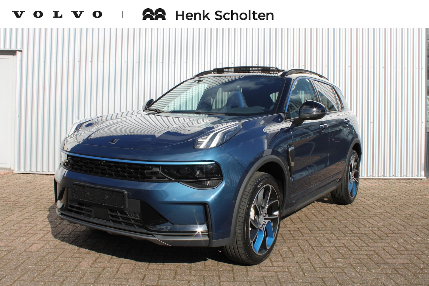 Lynk & Co 01 - AUT7 261PK Plug-in Hybrid, *Nieuwe auto* Panoramisch Schuif-/Kanteldak, Infinity Premium G - AutoWereld.nl