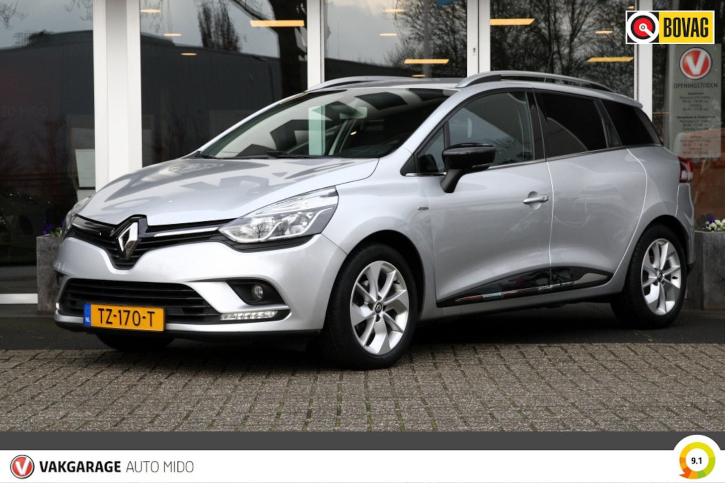 Renault Clio Estate - 0.9 TCe Limited Pack Comfort -Trekhaak- NLD auto - AutoWereld.nl