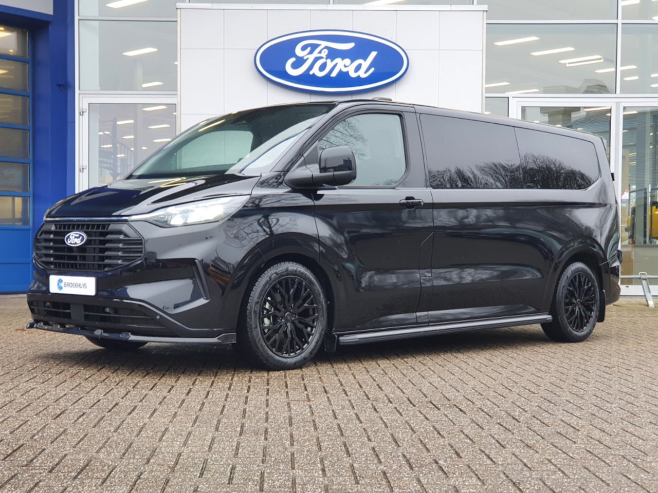 Ford Transit Custom - 320 L2H1 AUTOMAAT * Black Edition * AUTOMATIC - AutoWereld.nl