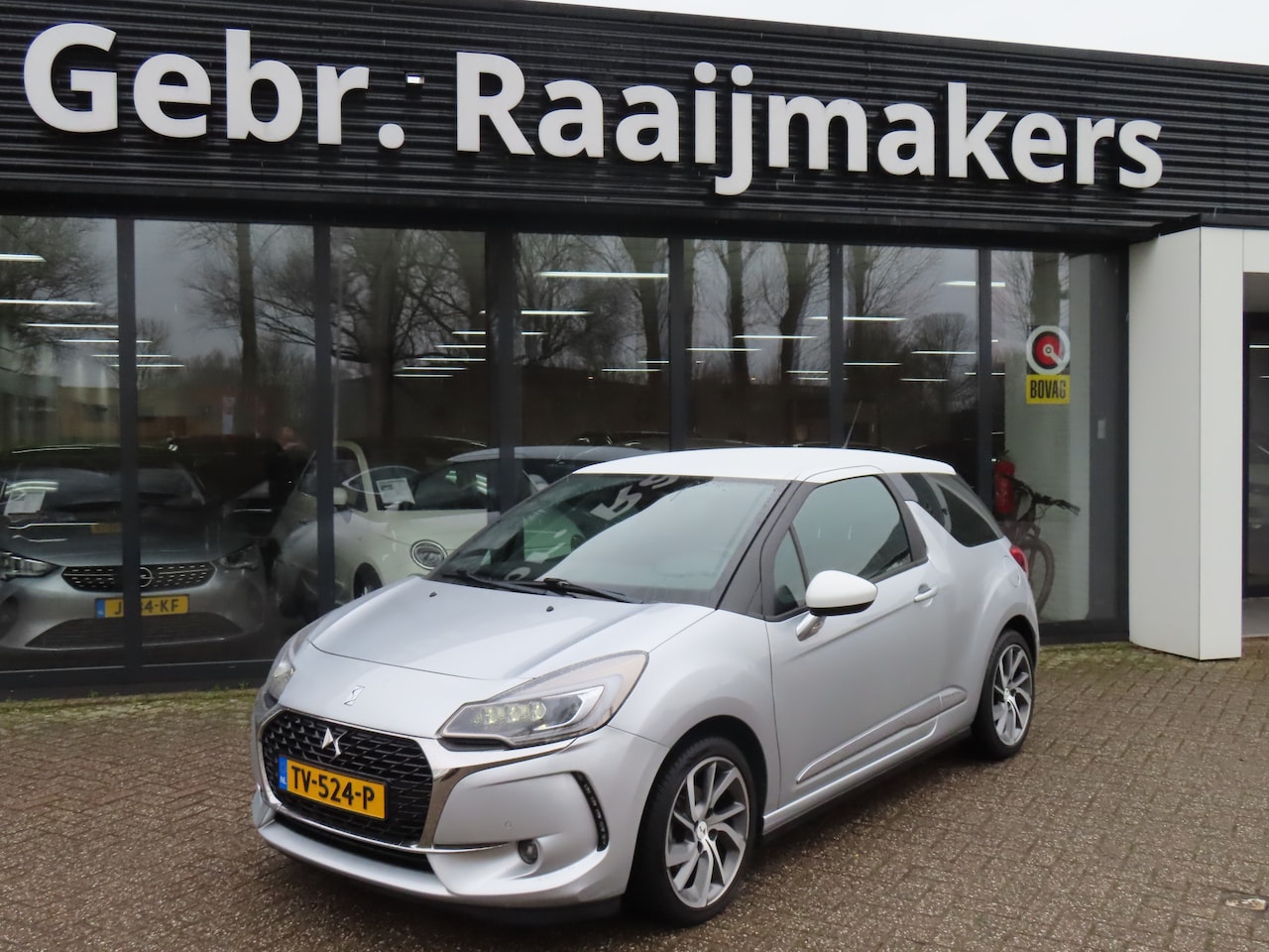 DS 3 - 1.2 PureTech Café Racer*Navigatie*LED*Camera* - AutoWereld.nl