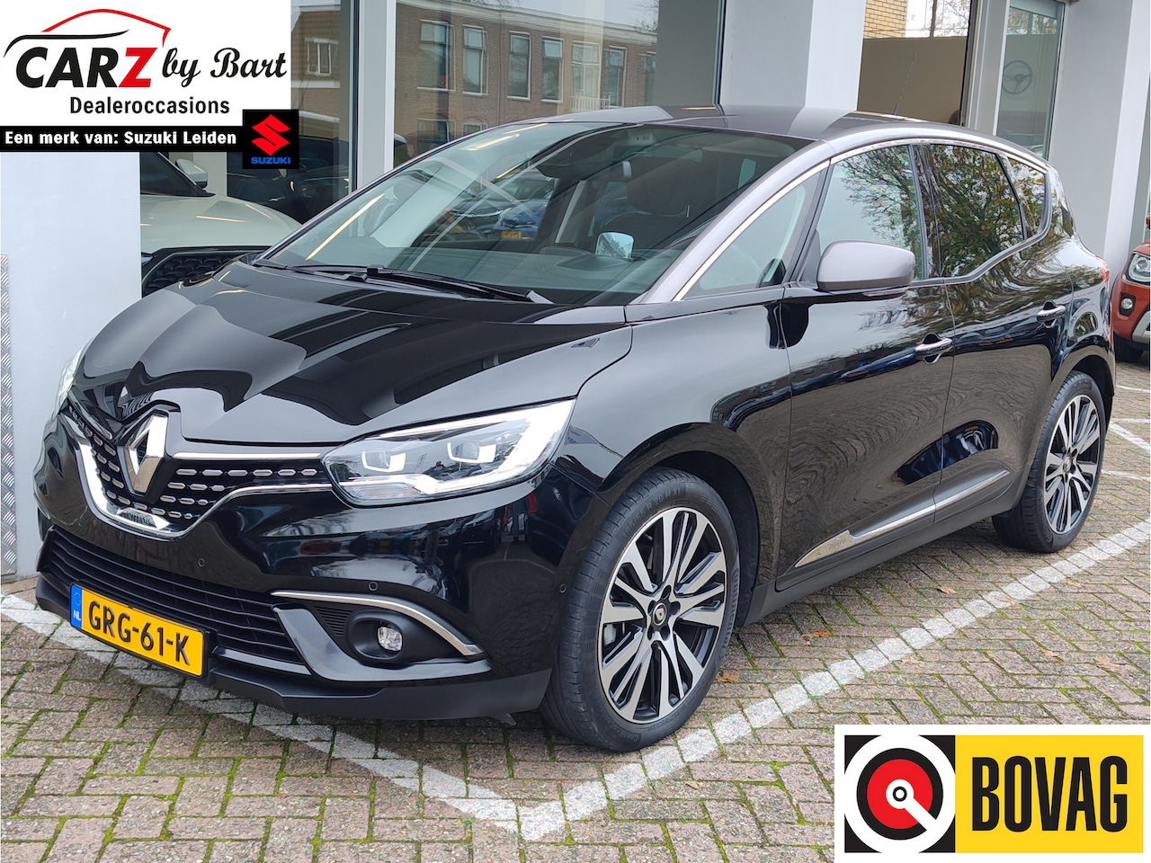 Renault Scénic - 1.3 TCe INITIALE PARIS AUTOMAAT Trekhaak | Massagestoelen | Autom. parkeersysteem - AutoWereld.nl