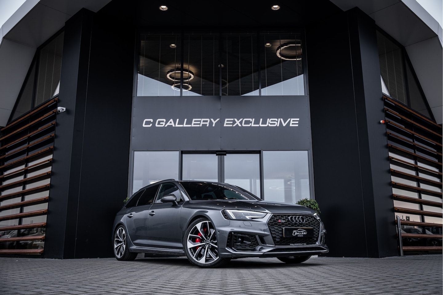 Audi RS4 - Avant 2.9 TFSI quattro - RS Dynamic Pakket | B&O | Carbon | Massage | ACC| HUD - AutoWereld.nl