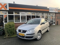 Volkswagen Polo - 1.2 Trendline