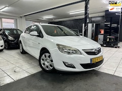 Opel Astra - 1.6 Selection