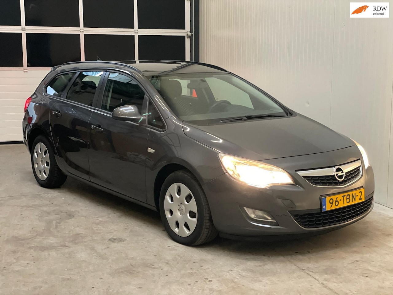 Opel Astra - Diesel | 2012 | Euro 5 | APK - AutoWereld.nl