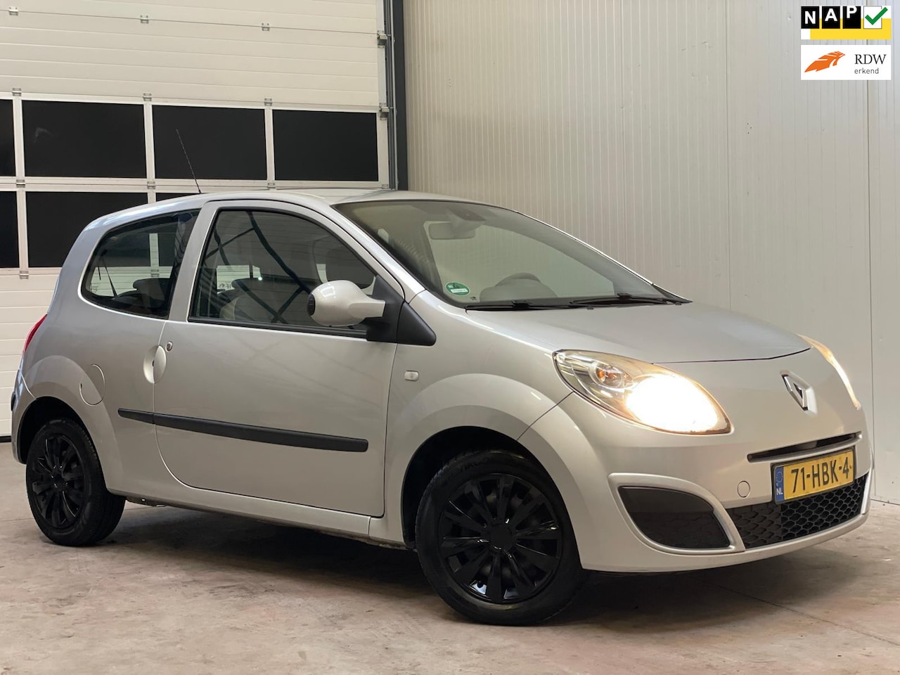 Renault Twingo - 1.2 Benzine | APK 02.2026 | Airco | Nette auto! - AutoWereld.nl