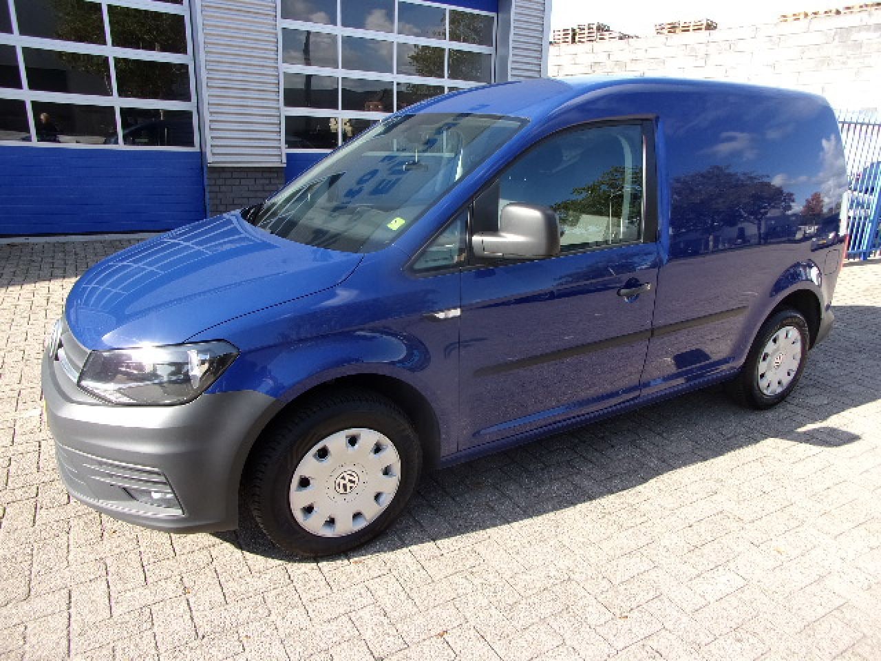 Volkswagen Caddy - 2.0 TDI Comfortline 2.0 TDI COMFORTLINE NIEUWSTAAT - AutoWereld.nl