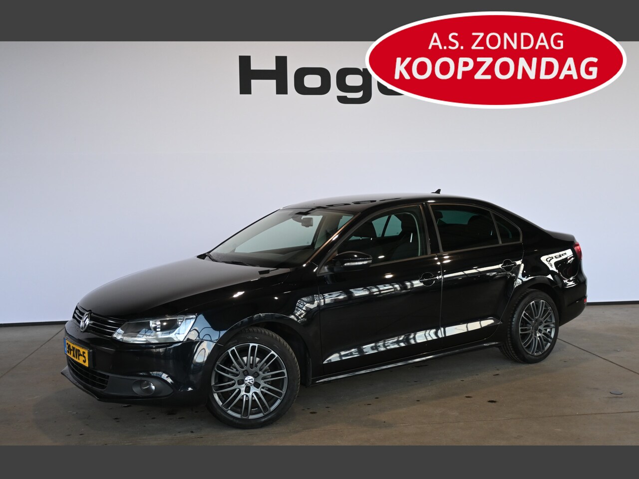 Volkswagen Jetta - 1.2 TSI Comfort Executive Line Clima Cruise Control Navigatie Goed Onderhouden! Inruil Mog - AutoWereld.nl