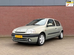 Renault Clio - 1.2 RN / Nap / Mooie km stand / APK