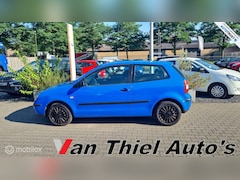 Volkswagen Polo - 1.4-16V Highline airco nieuwe apk