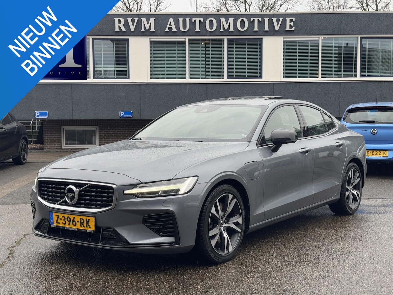 Volvo S60 - 2.0 T8 AWD Twin Engine R-Design | MEMORY SEAT | HARMAN & KARDON AUDIO | 360 CAMERA - AutoWereld.nl