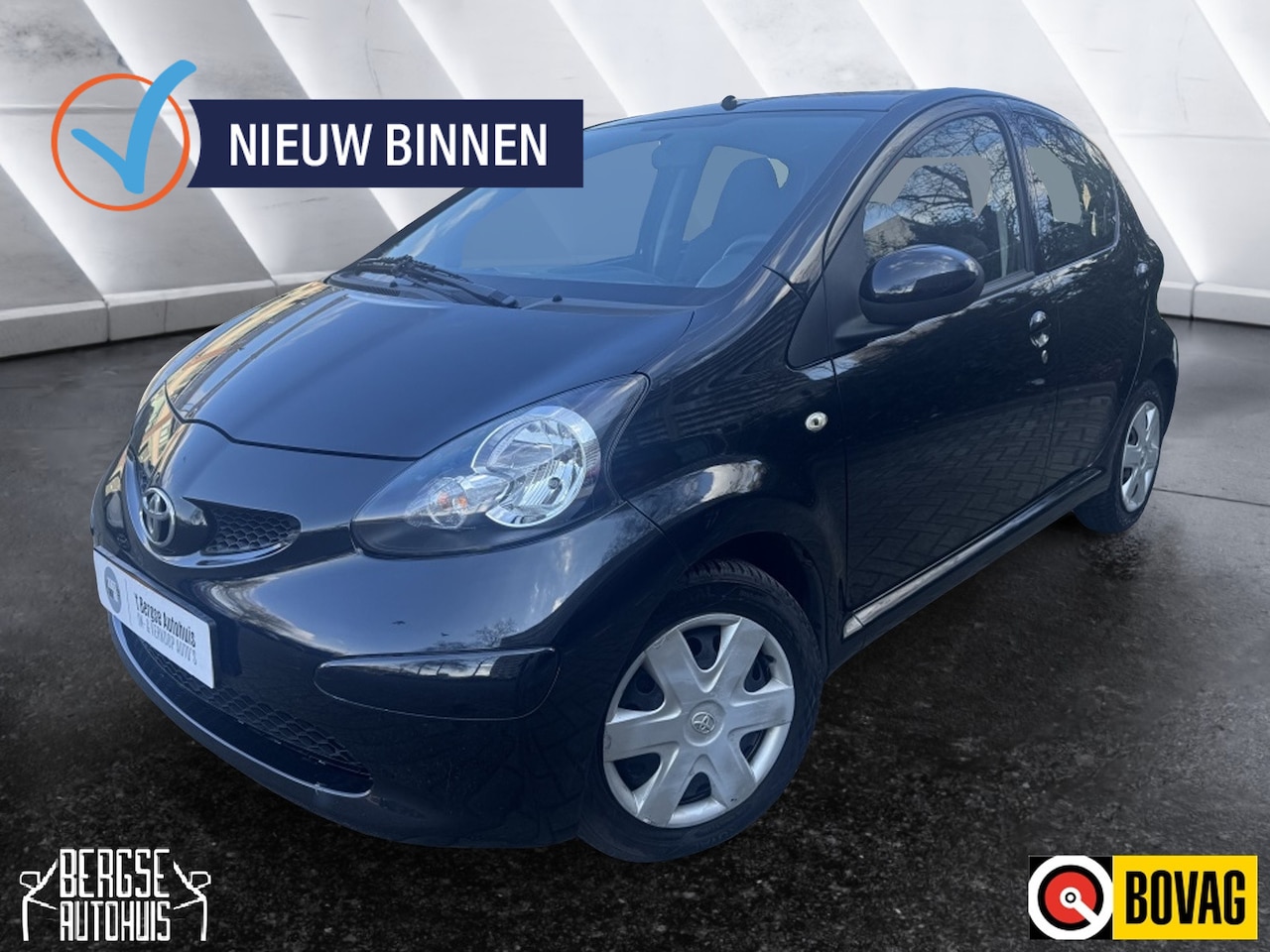 Toyota Aygo - 1.0 12V Access Elek-R 5 Deuren Nap - AutoWereld.nl