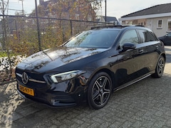 Mercedes-Benz A-klasse - 250 e Premium AMG * Panoramadak * Camera * Augmented Reality * Dealer onderhouden