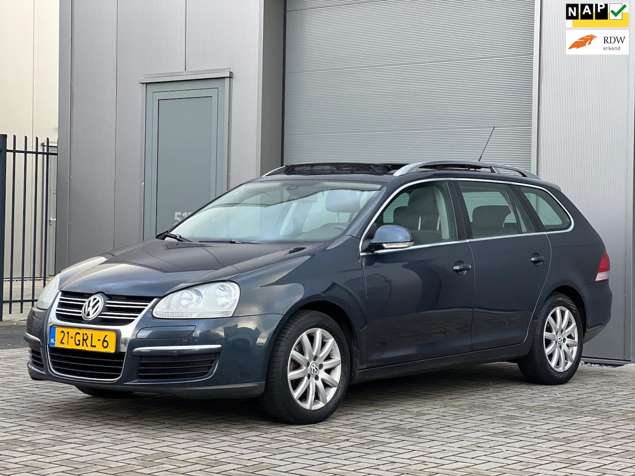 Volkswagen Golf Variant - 1.4 TSI Comfortline | Automaat | Panoramadak | Parkeersensoren | Climate control | APK 26- - AutoWereld.nl