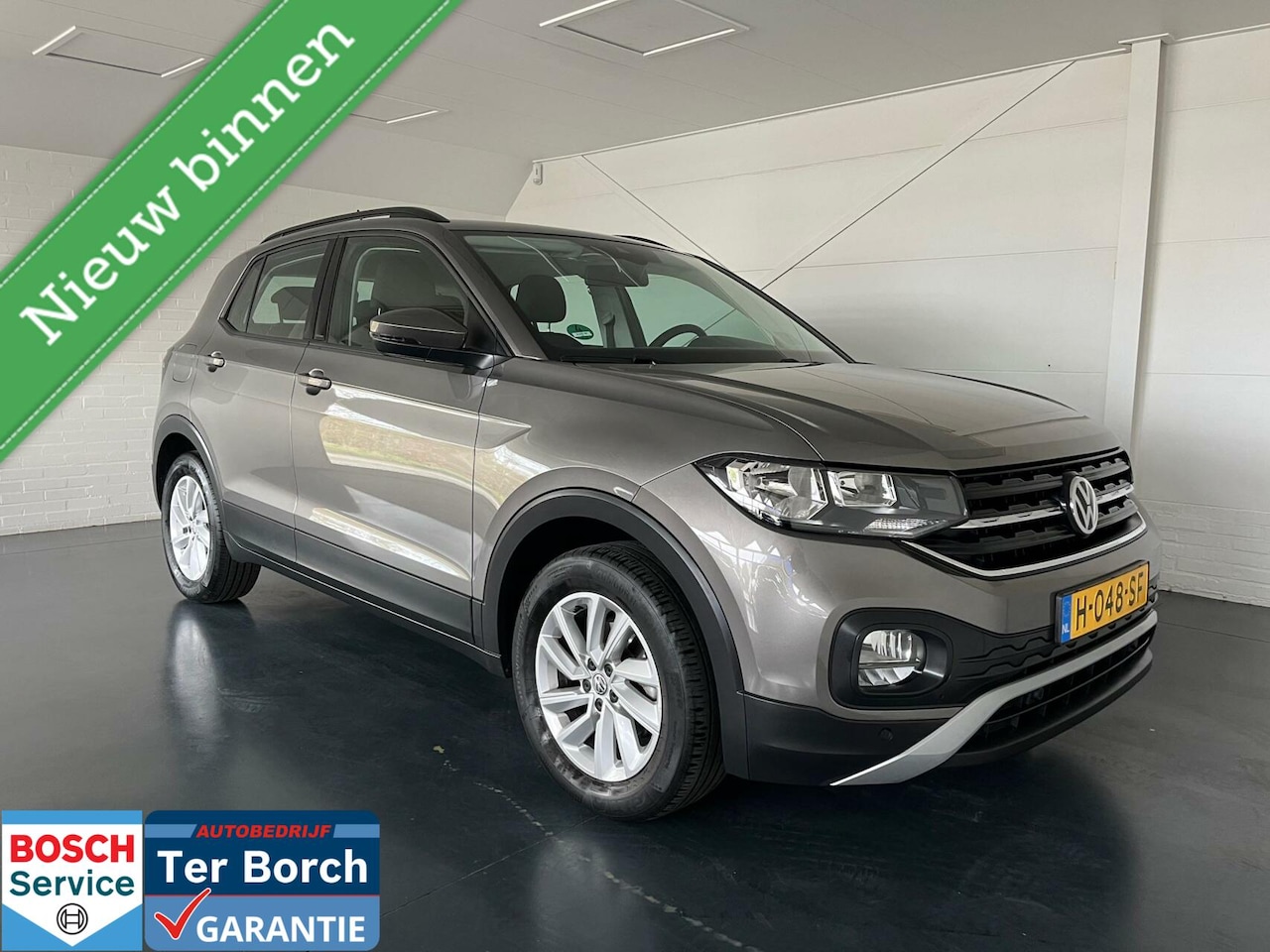 Volkswagen T-Cross - 1.0 TSI Life Executive Navi,Pdc,Climate,Camera - AutoWereld.nl