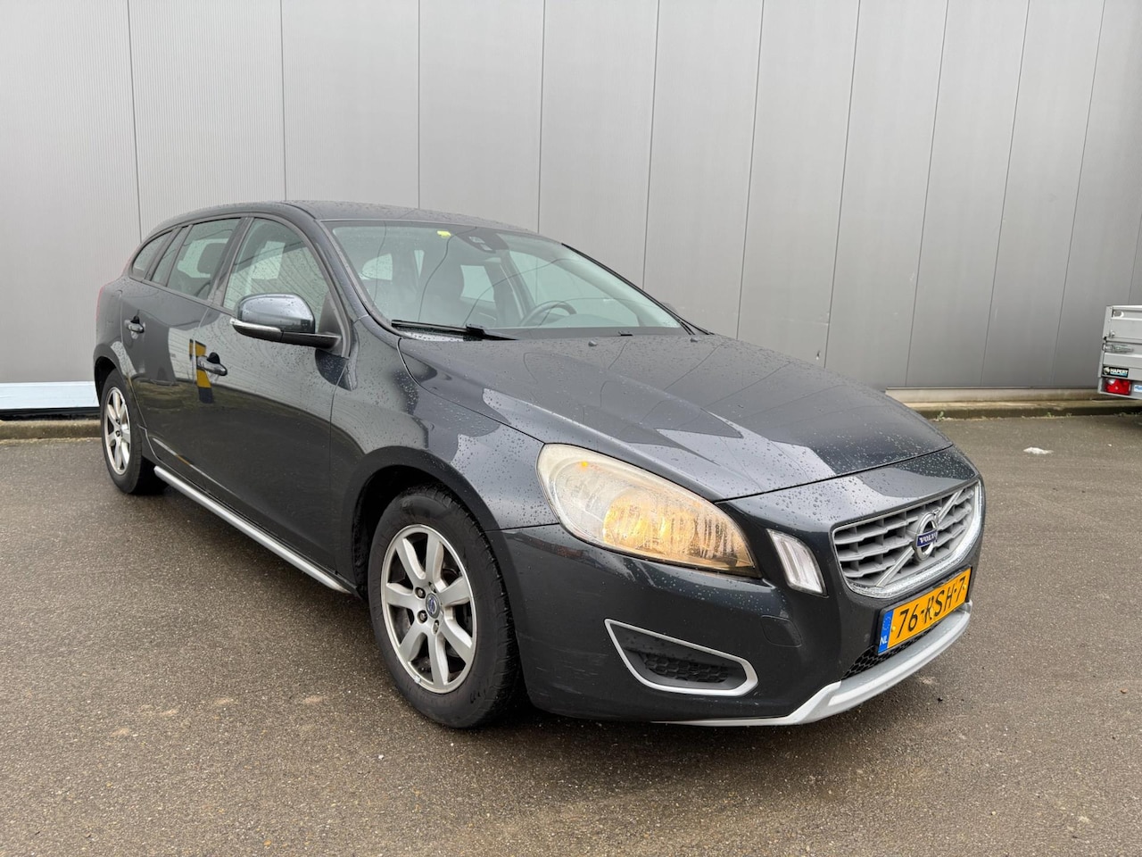 Volvo V60 - 1.6 T3 Kinetic 1.6 T3 Kinetic - AutoWereld.nl