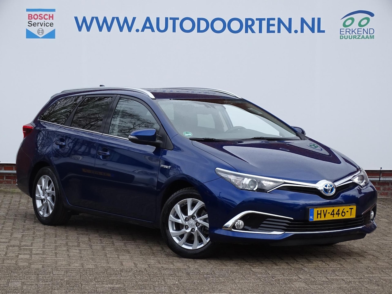 Toyota Auris Touring Sports - 1.8 Hybrid Executive|CAM|CRUISE|STOELVERWARMING - AutoWereld.nl