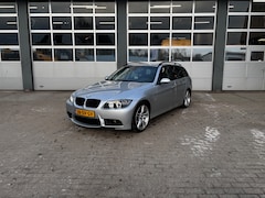 BMW 3-serie Touring - 320i High Executive