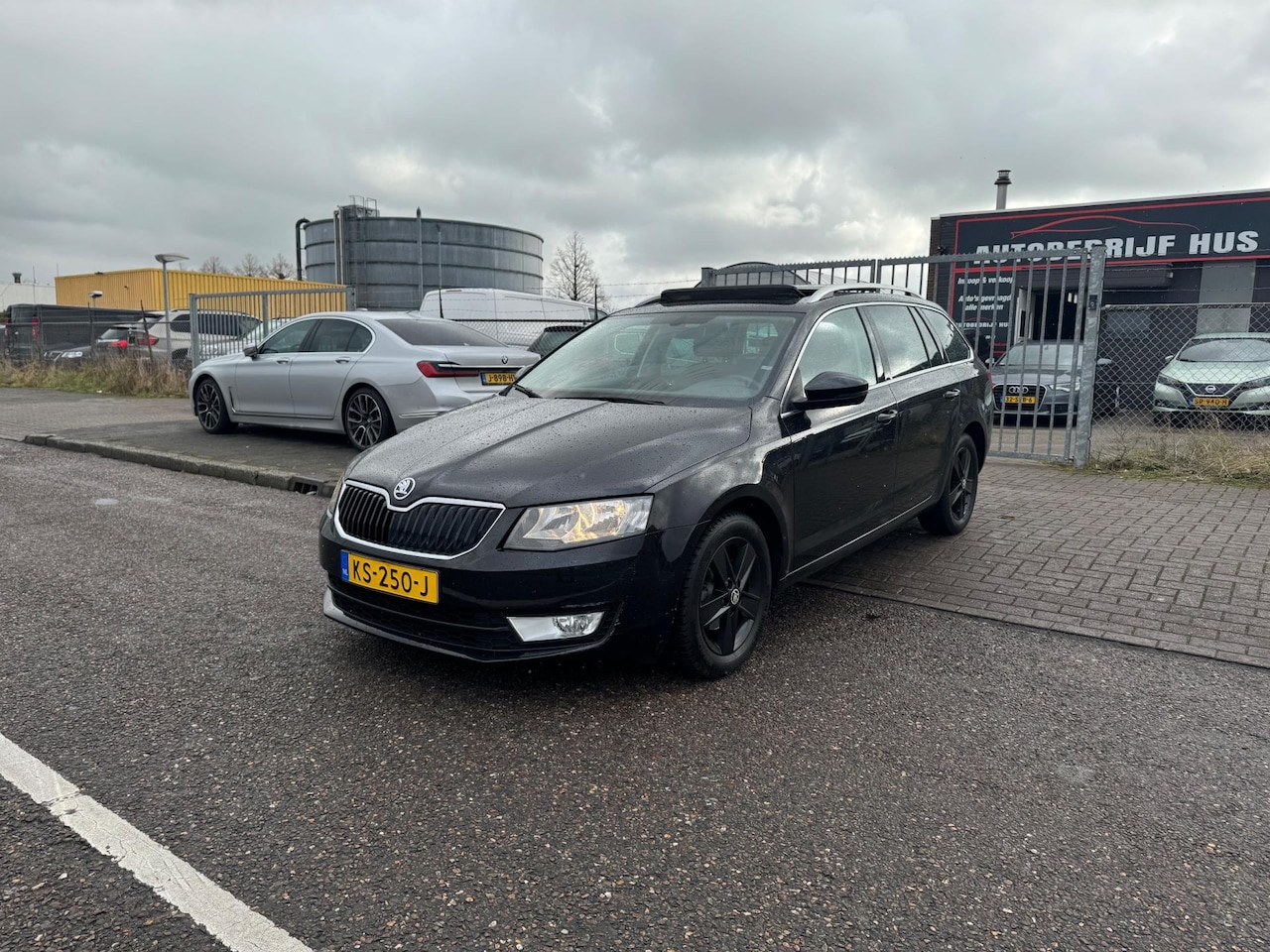 Skoda Octavia Combi - 1.6 TDI PANORAMA/NAVI/CLIMA - AutoWereld.nl