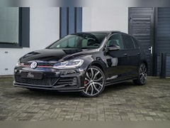 Volkswagen Golf - 2.0 TSI GTI Performance PANO / DYNAUDIO / CAMERA