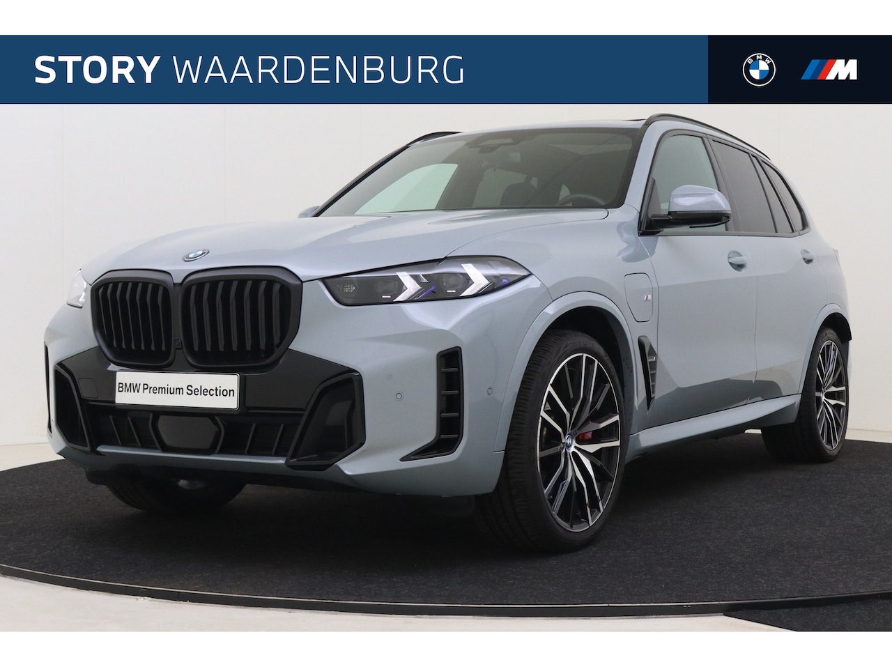 BMW X5 - xDrive50e High Executive M Sport Automaat / Panoramadak / Trekhaak / Parking Assistant Pro - AutoWereld.nl