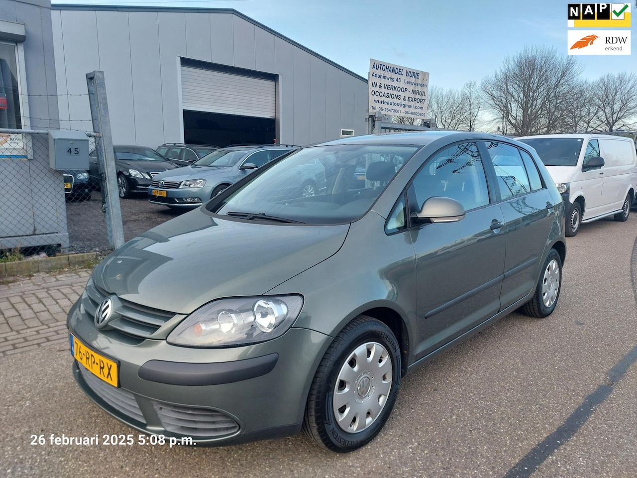 Volkswagen Golf Plus - 1.6 FSI Turijn / Apk 31-03-2026 - AutoWereld.nl