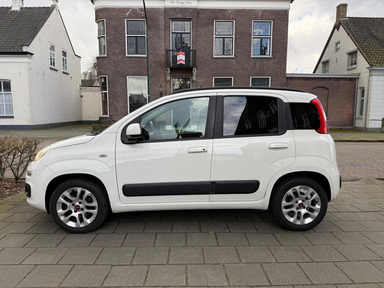 Fiat Panda - 0.9 TwinAir Lounge EERSTE EIGENAAR COMPLEET ONDERHOUD - AutoWereld.nl