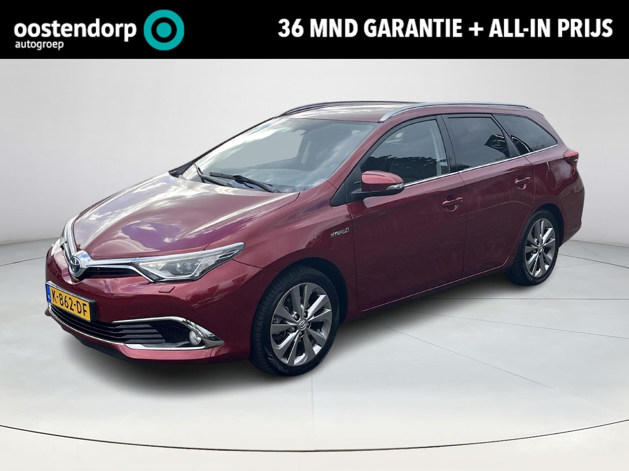 Toyota Auris Touring Sports - 1.8 Hybrid Executive | Navigatie | Achteruitrijcamera | Trekhaak | Verwarmde voorstoelen - AutoWereld.nl